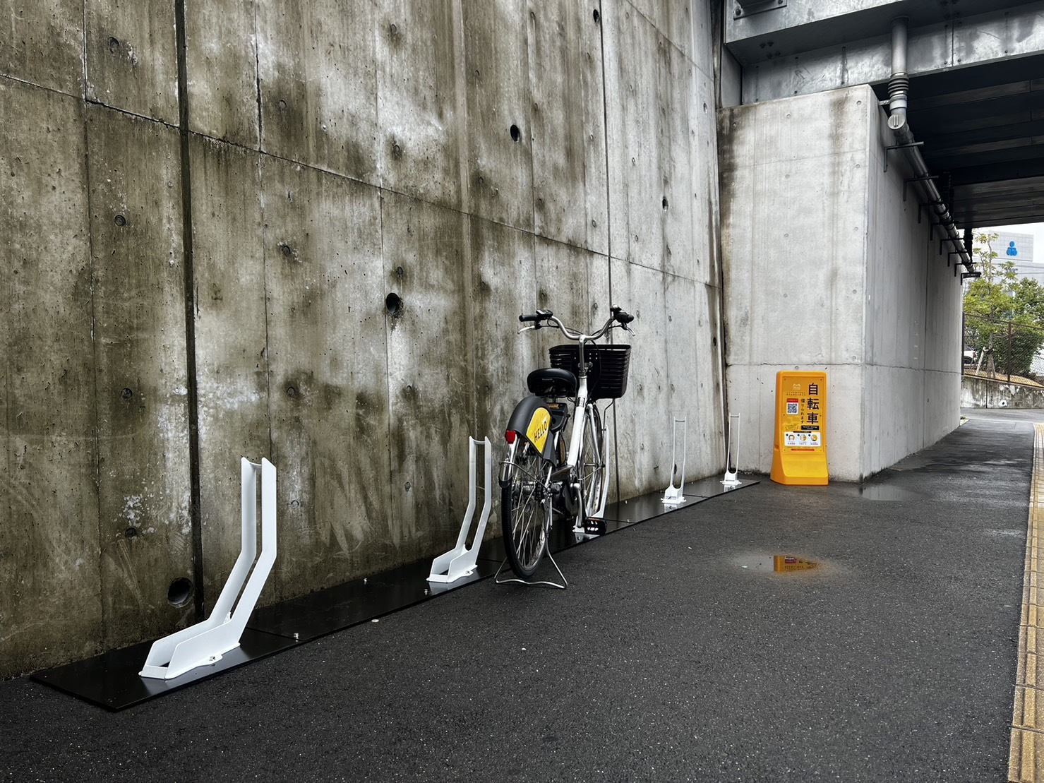 JR総持寺駅 (HELLO CYCLING ポート)の画像1