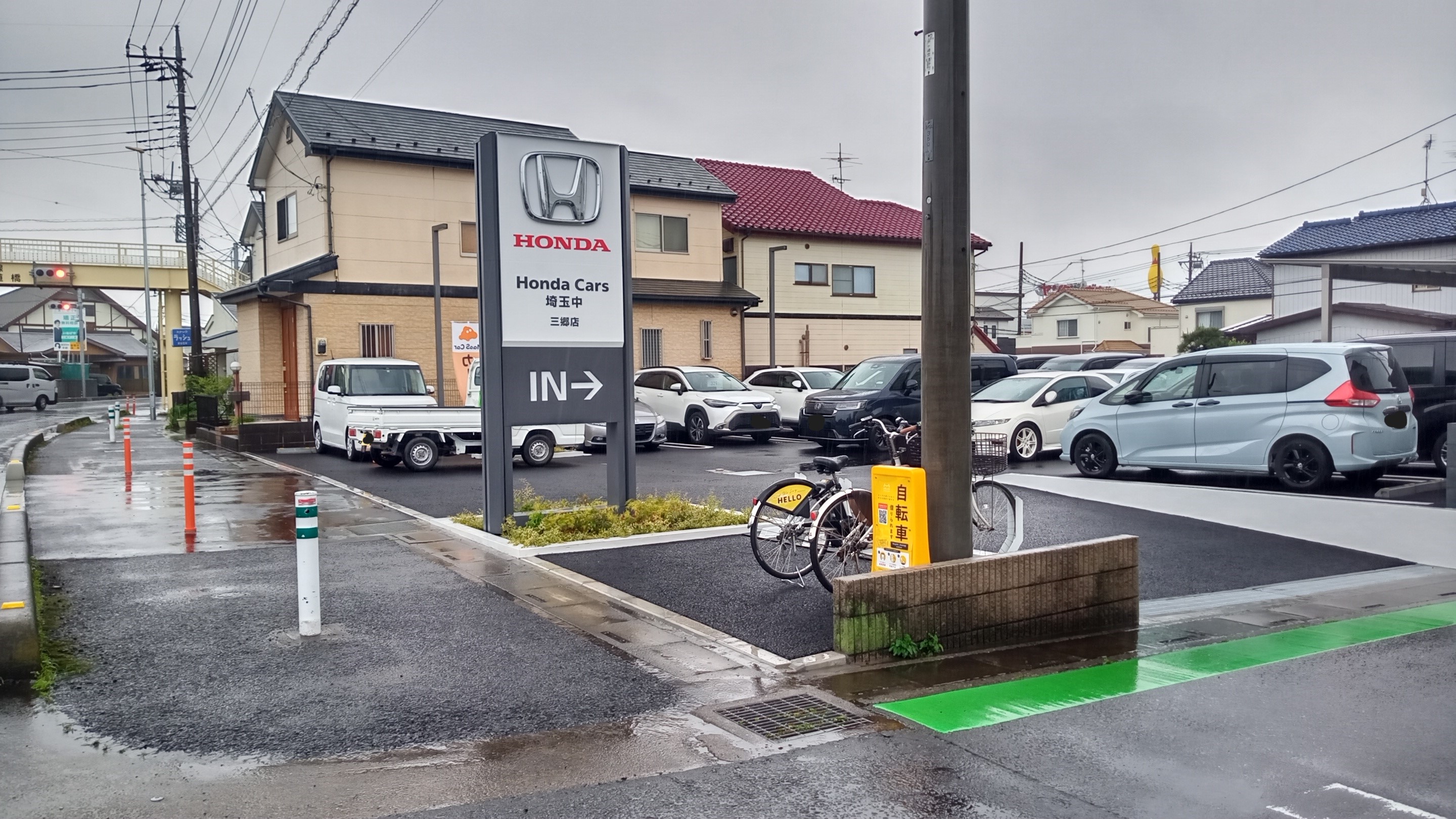 HondaCars埼玉中 三郷店  駐車場