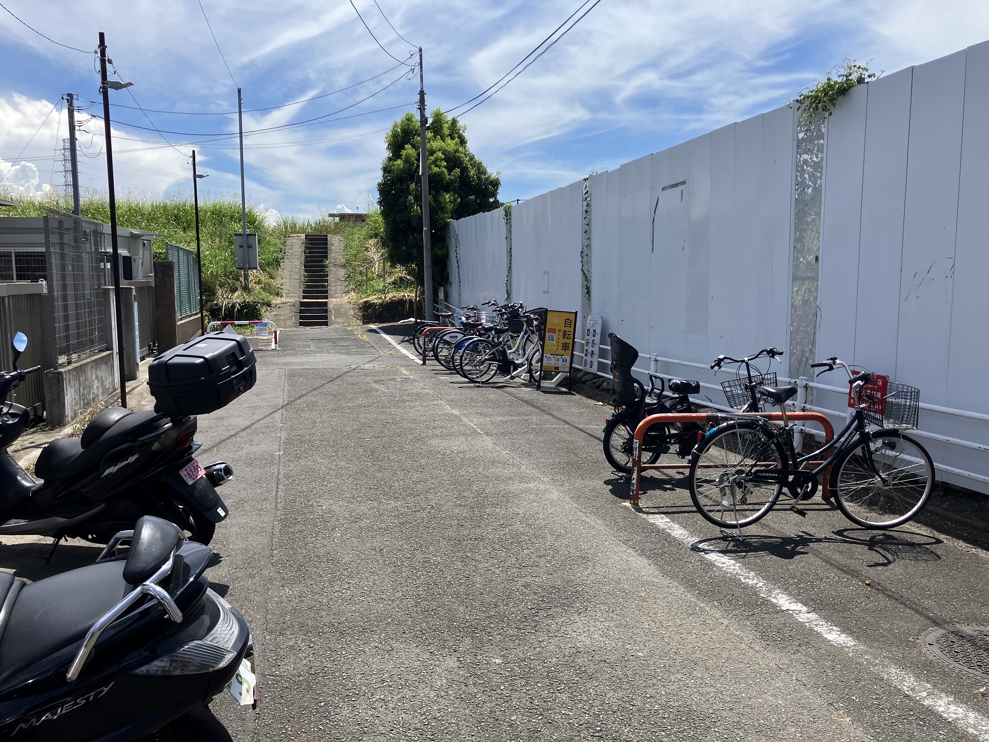 綱島駅東口自転車駐車場