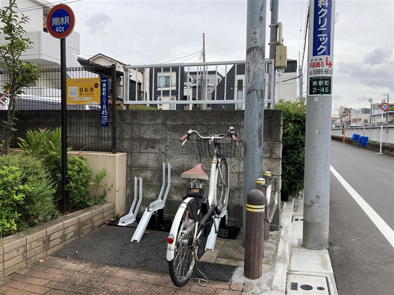 板橋区立桜川地域センター前