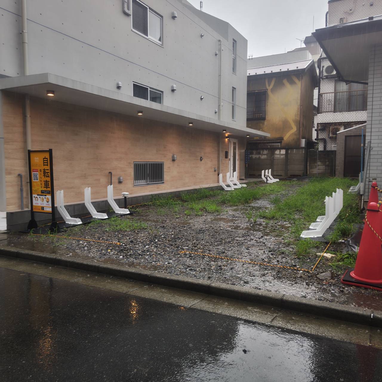 新宿百人町第三駐車場