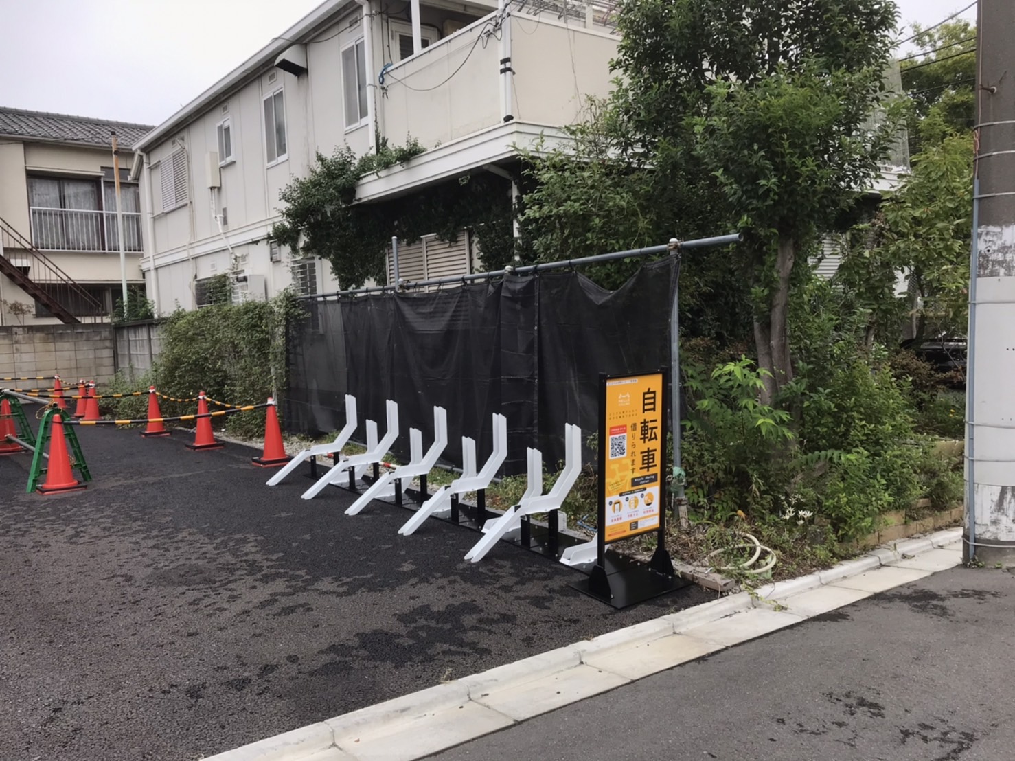 足立区中央本町4-19-17駐車場