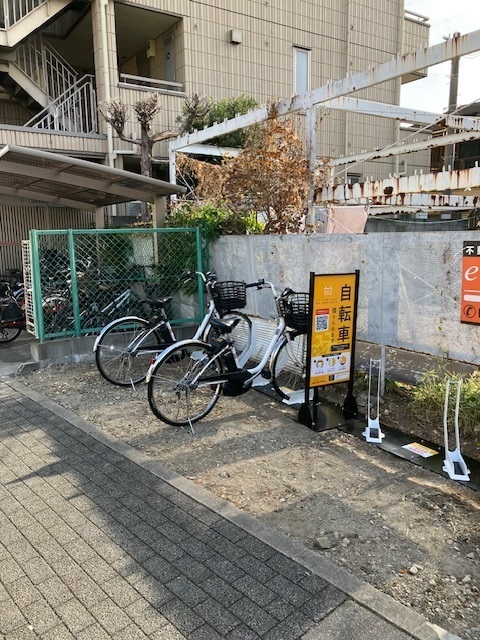 伊丹市行基町　白山荘前