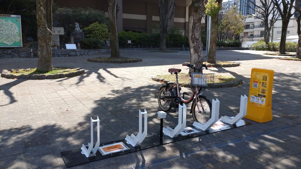 岡崎シビコ西広場