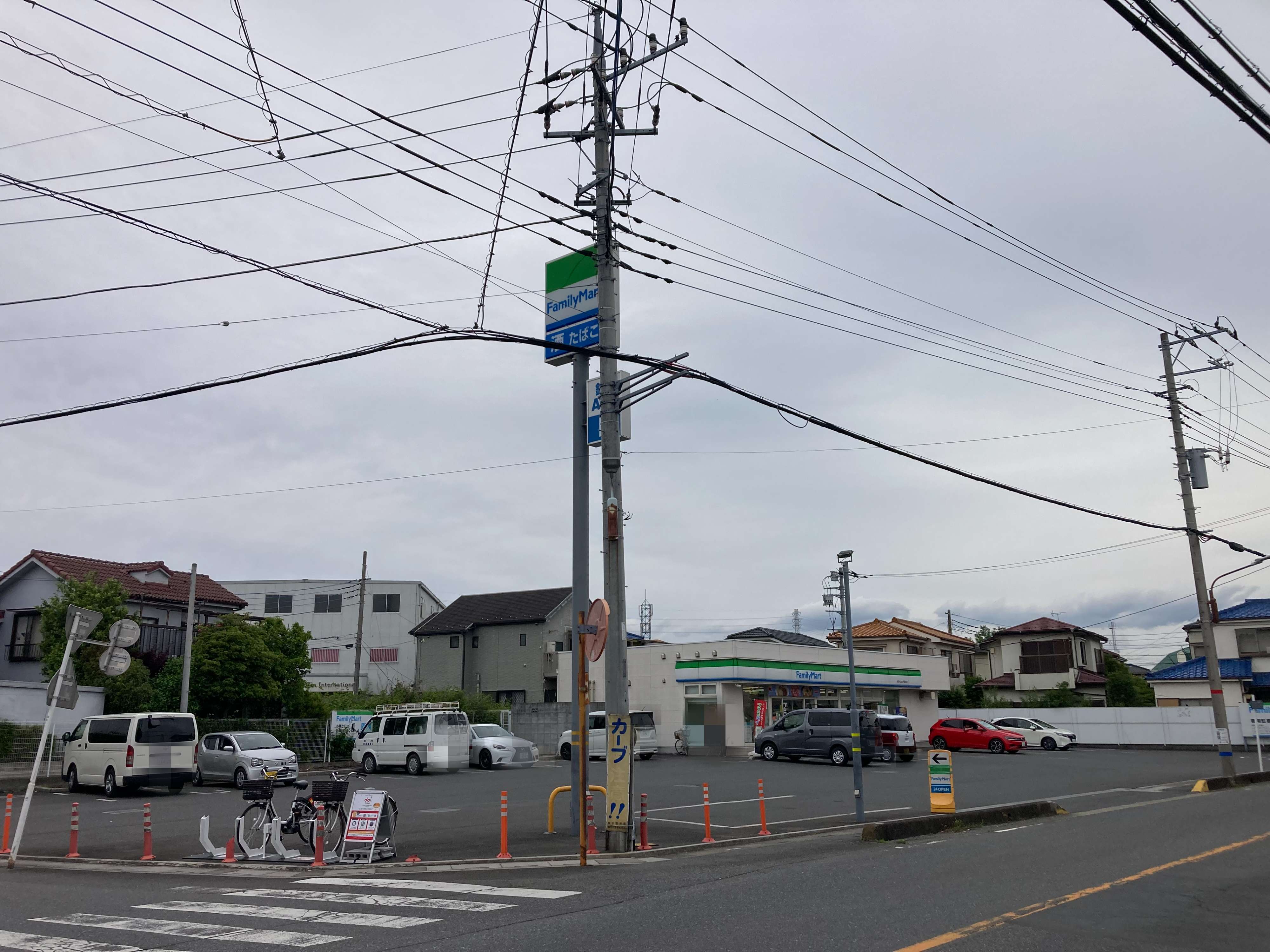 ファミリーマート　越谷七左エ門通り店