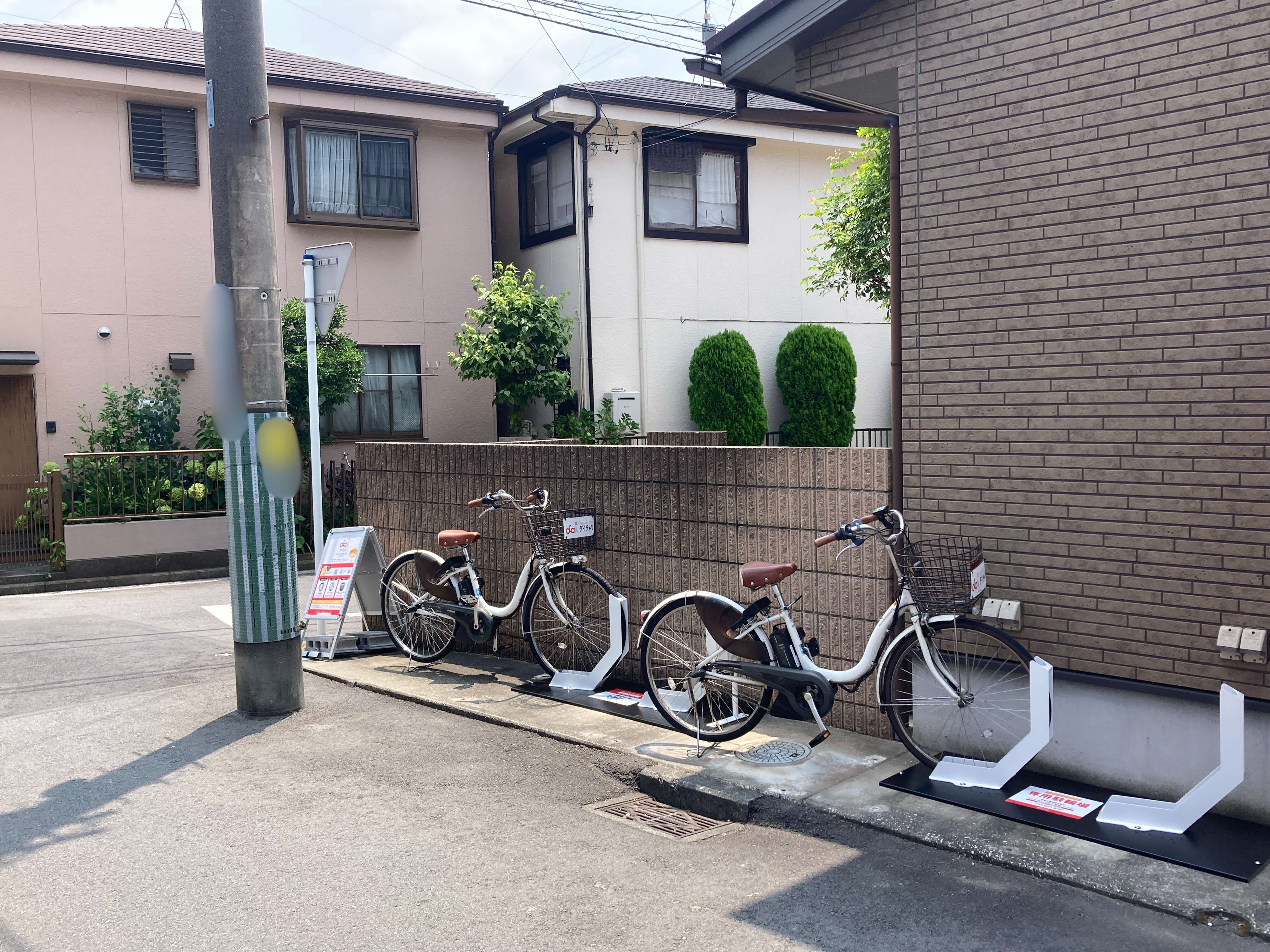 日吉本町駅前