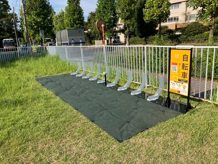 県民プラザバス停前駐輪場