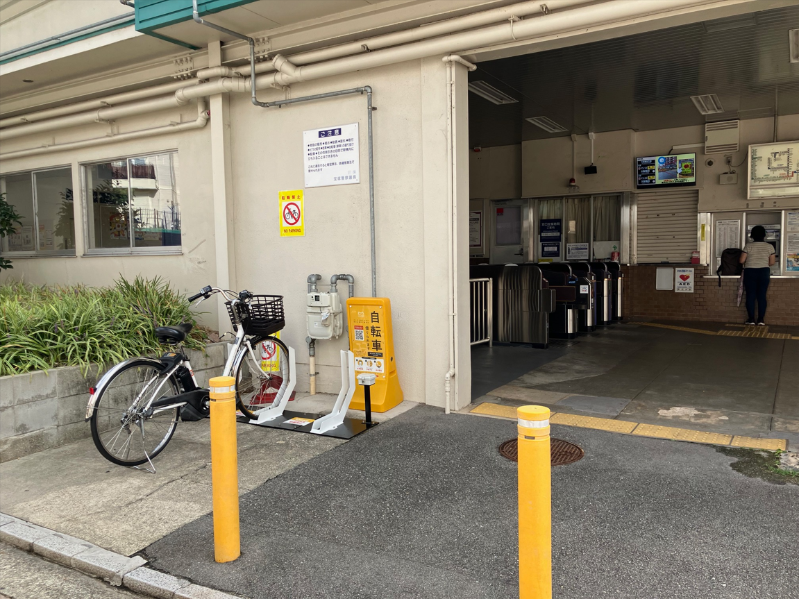 阪急清荒神駅前