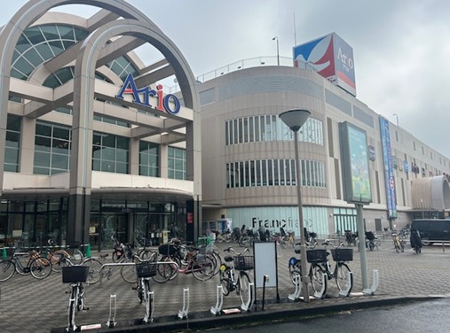 アリオ葛西店 WESTコート正面入口前