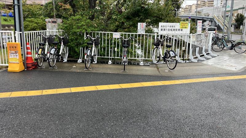 阪急北千里駅前