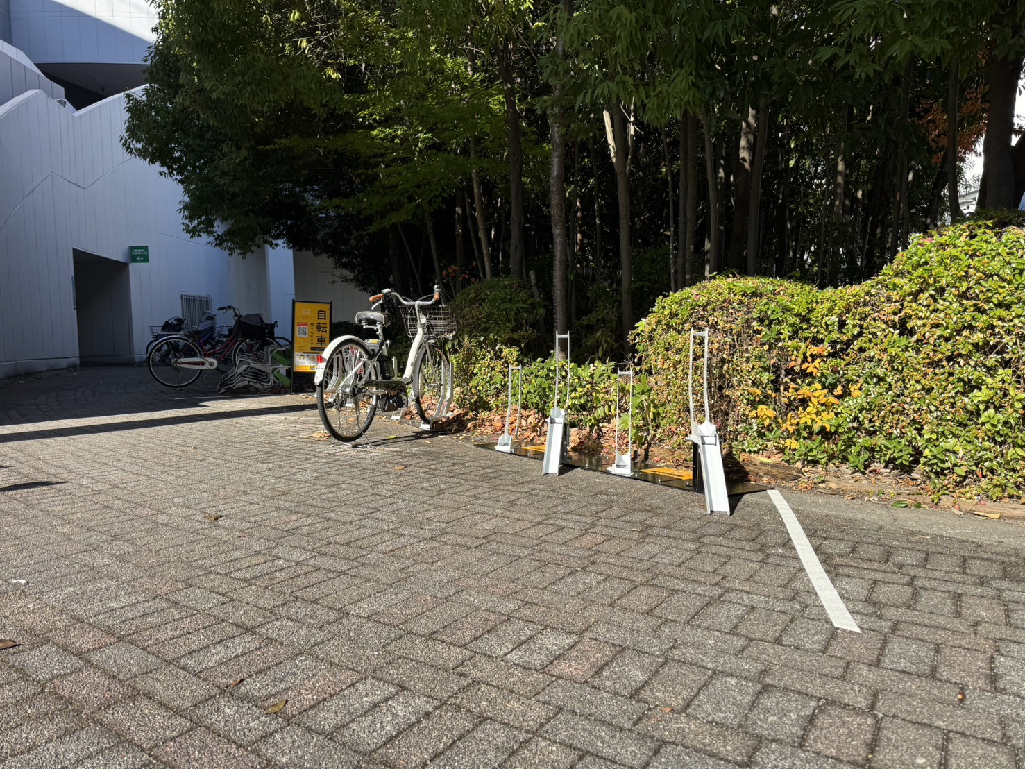 イオンモール大日