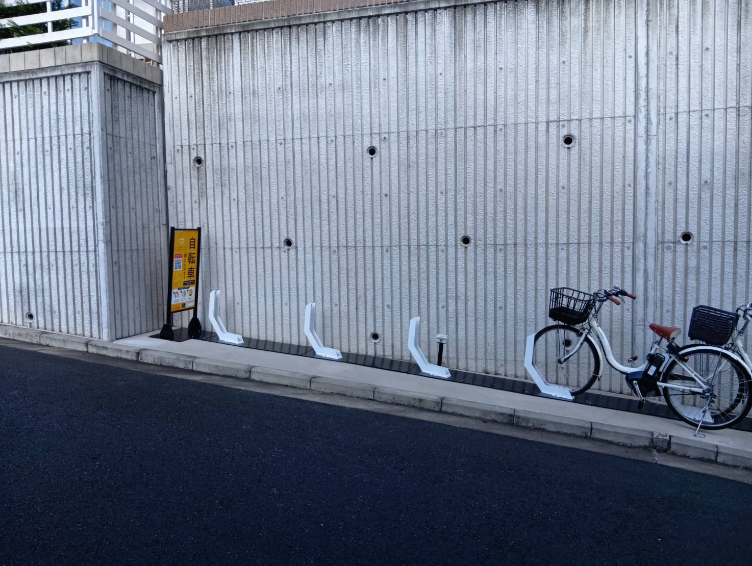 日吉本町6丁目8番25-1 (HELLO CYCLING ポート)の画像1