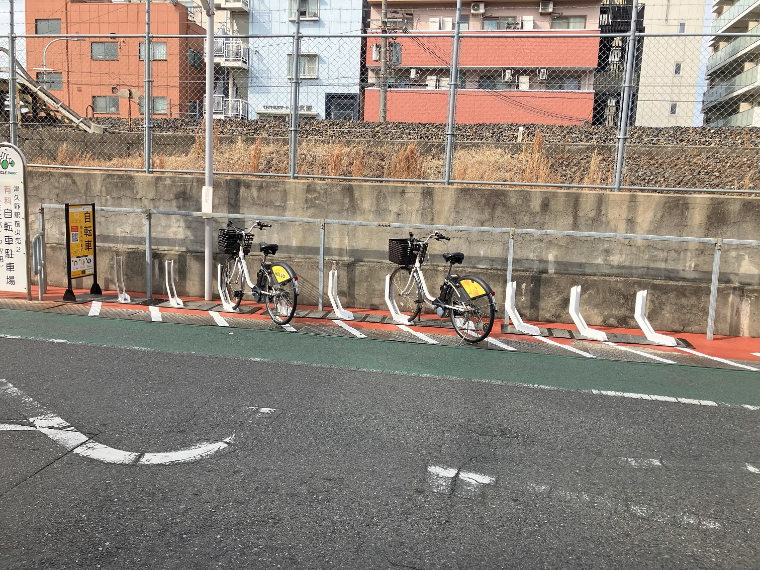 津久野駅前東第２自転車駐車場