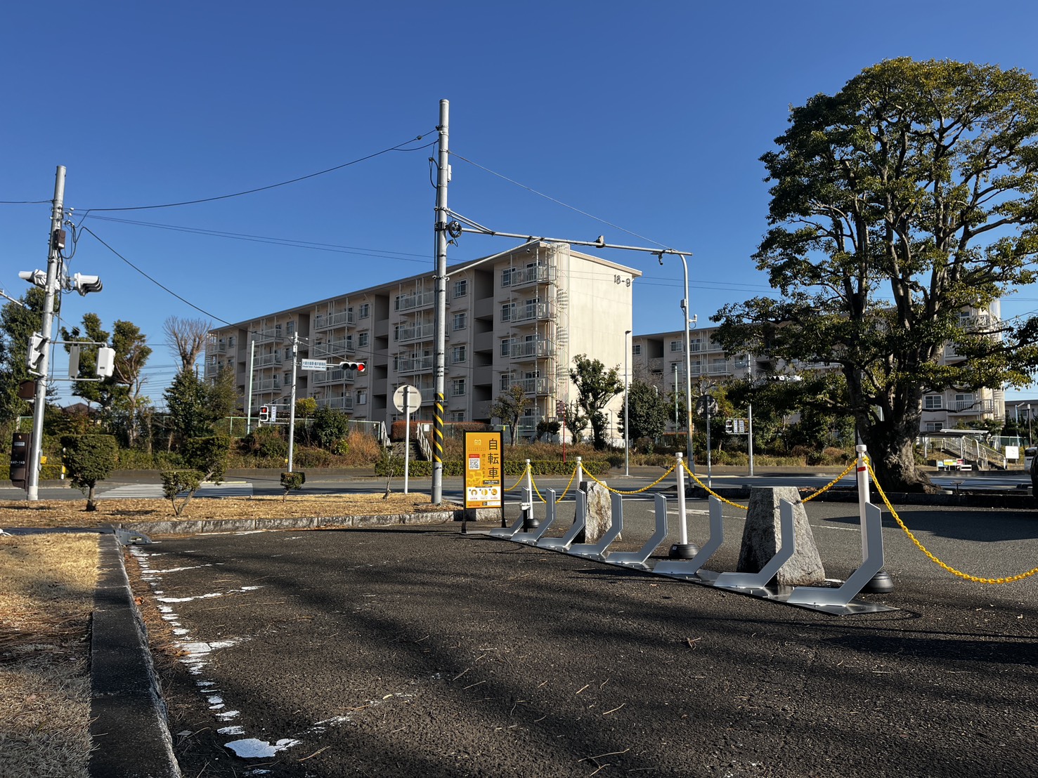 大庭台墓園入口