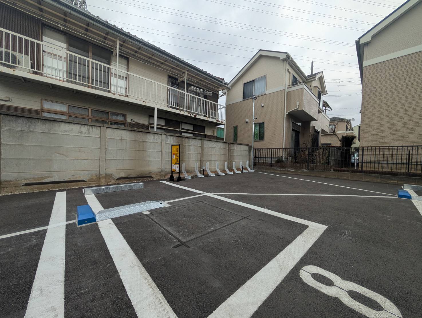 プラスパークス三鷹市深大寺第2