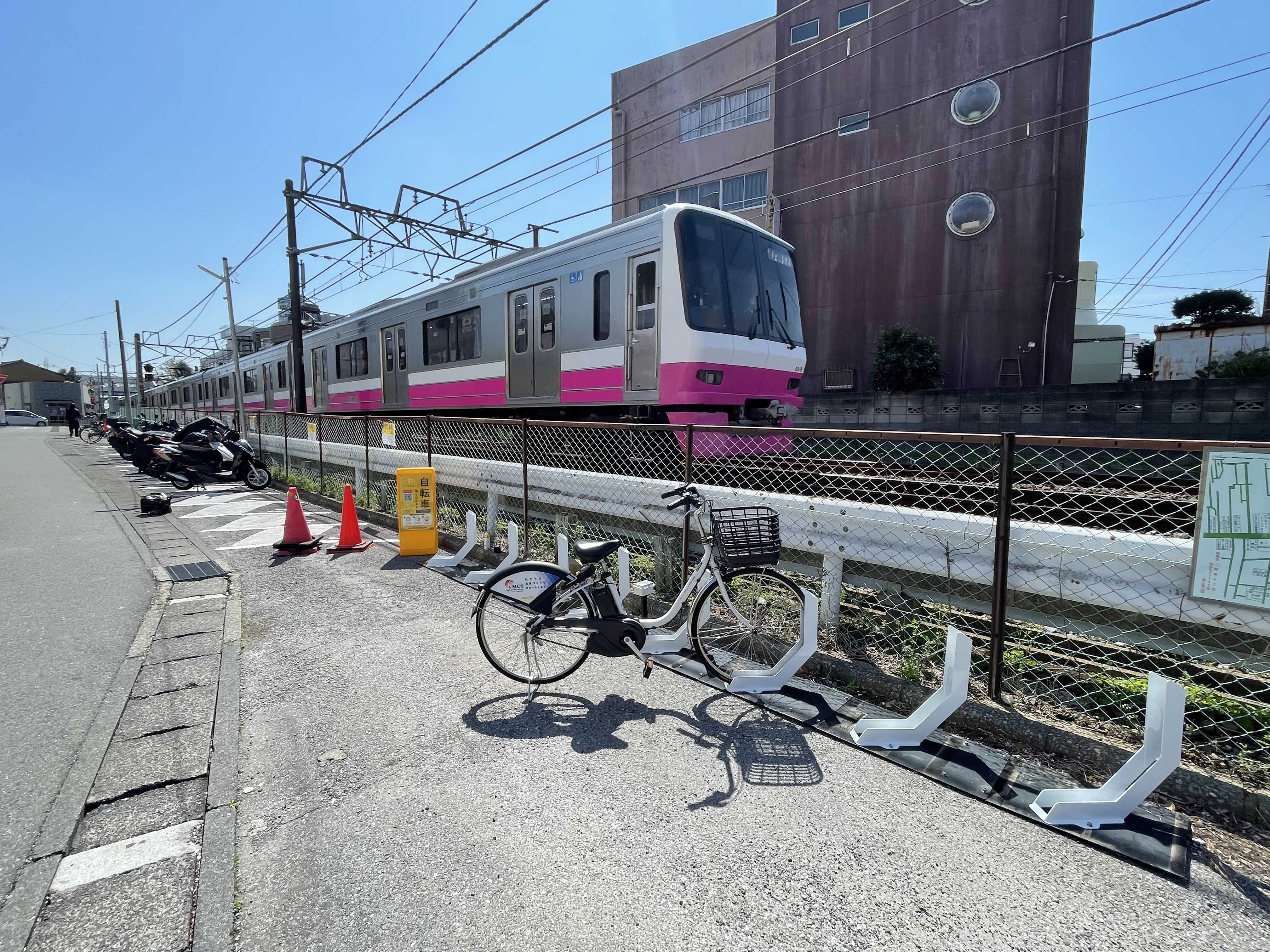二和向台駅前駐輪場