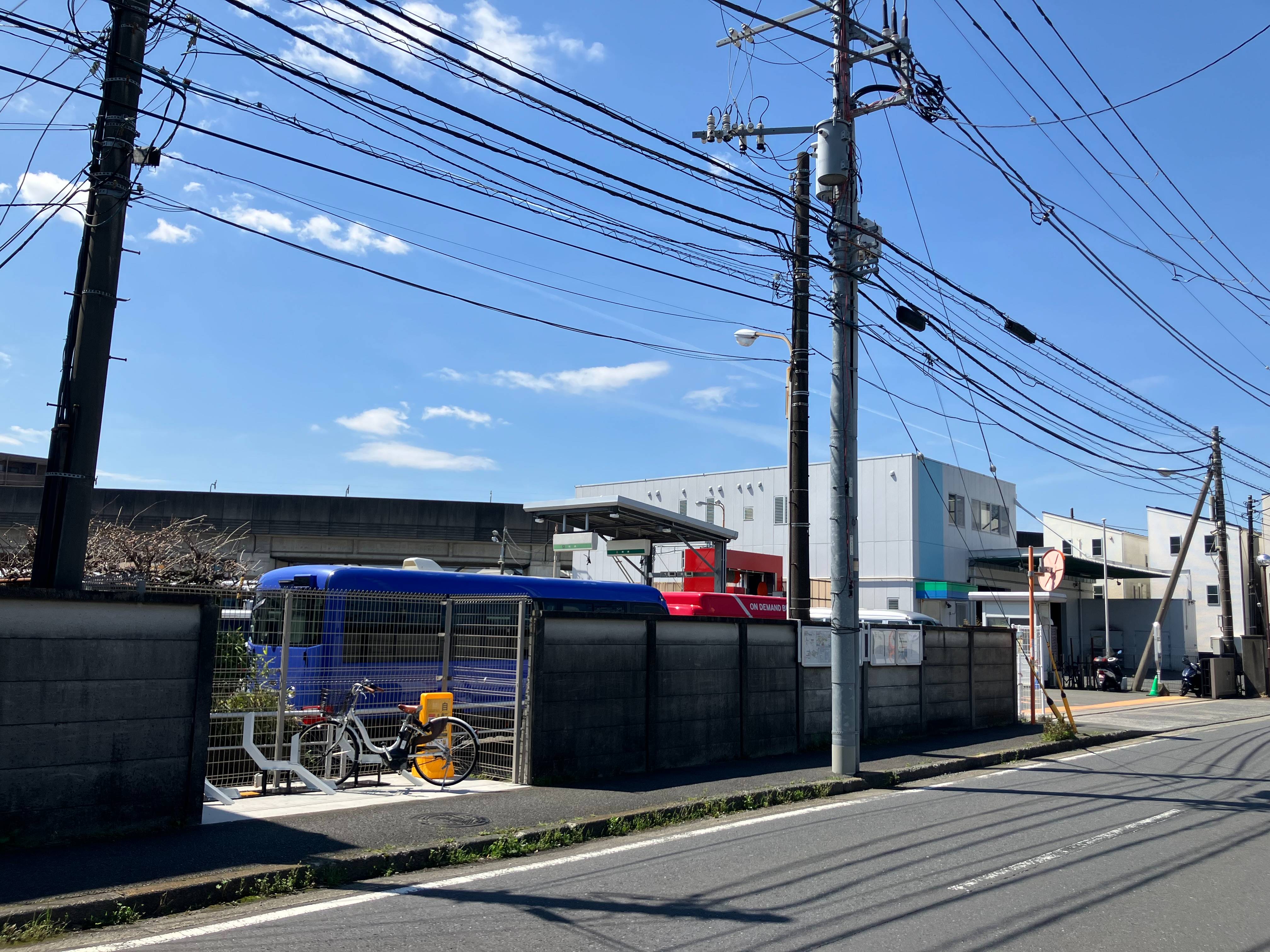 東急バス　新羽営業所