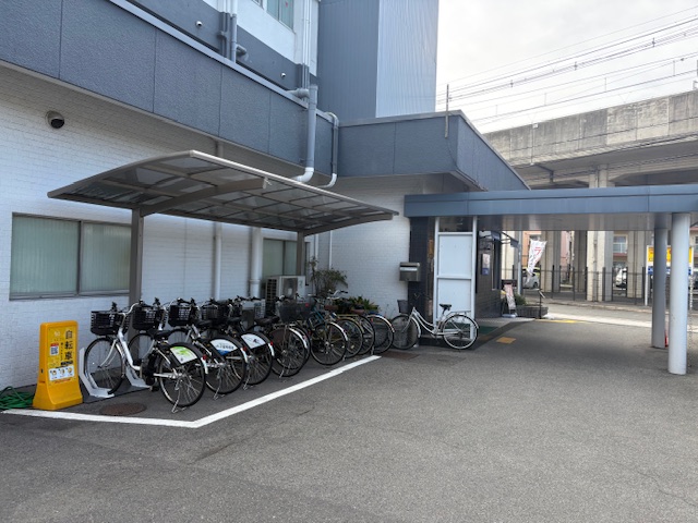 ニューコマンダーホテル駐輪場