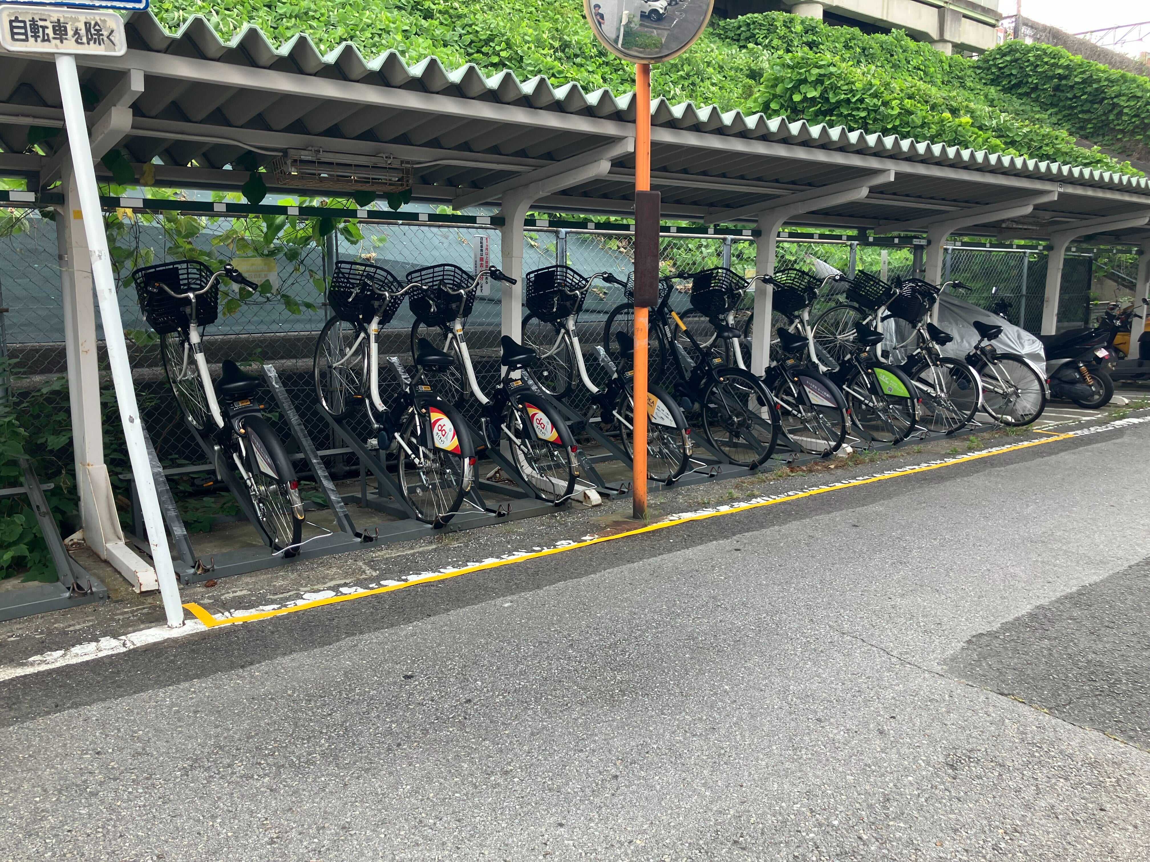 三郷駅南口自転車駐車場