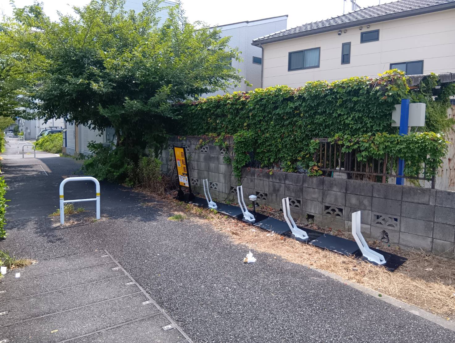 梅田1丁目駐車場