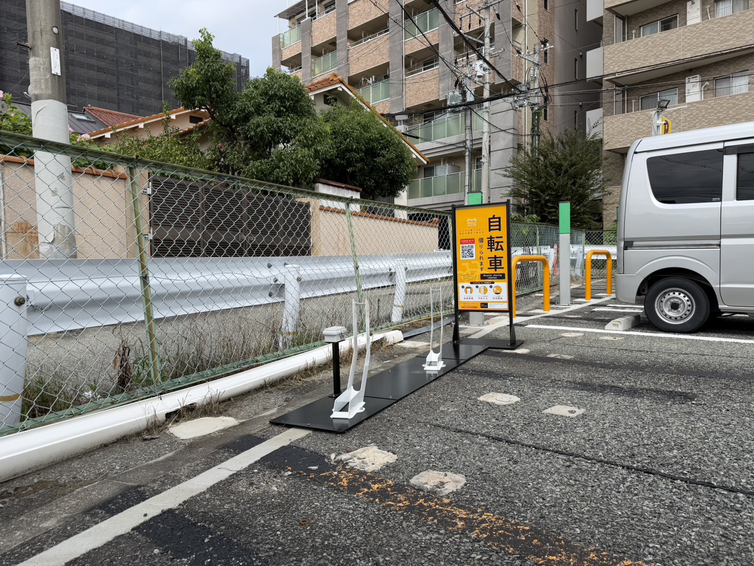 逆瀬川駅前駐車場