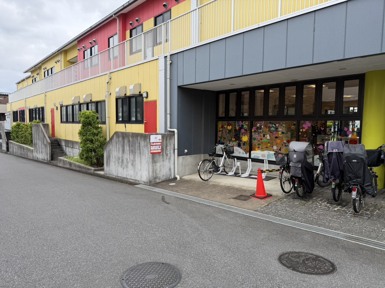 アトリエバレーナ幼稚園 駐輪場